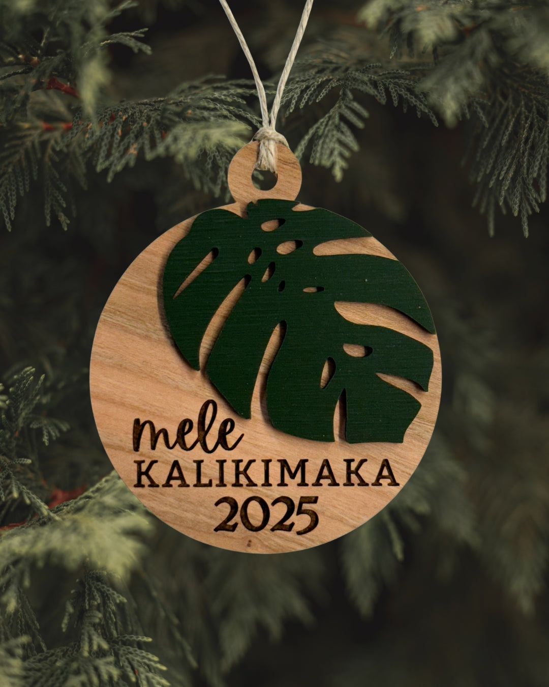 Monstera Ornament - Mele Kalikimaka